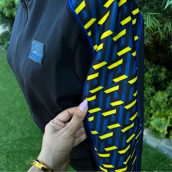 NWT VERSACE Greca Logo Track Jacket - Picture 3 of 11